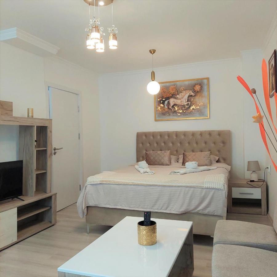 City Lux Square Apartments Skopje Exterior foto